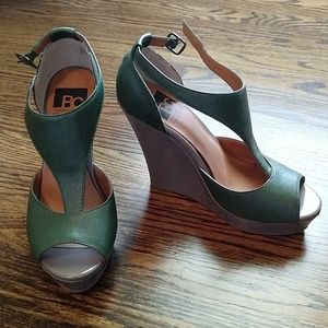 Olive Green BC wedges Size 6